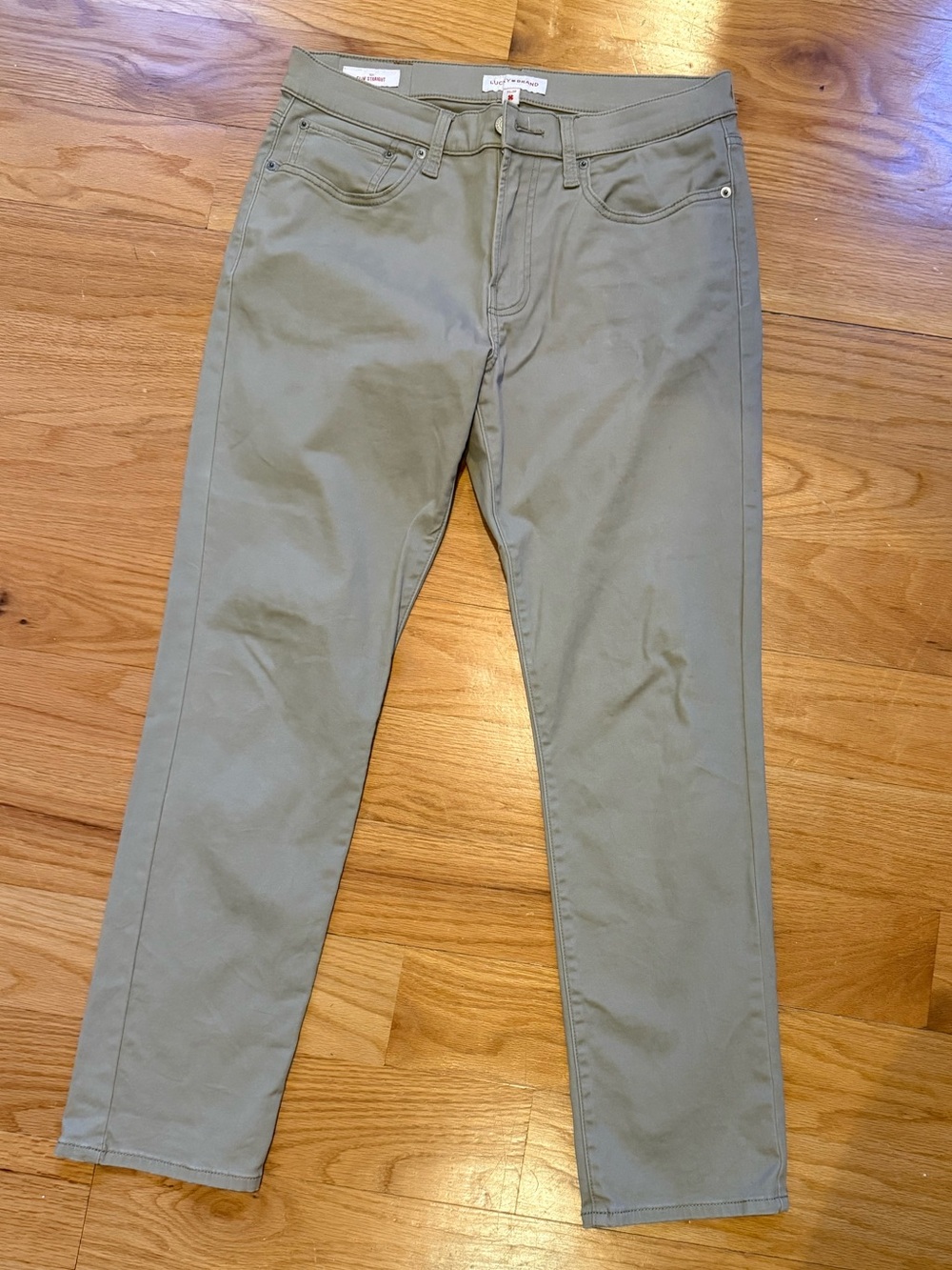 Lucky Brand 31 x 30 Chino jeans